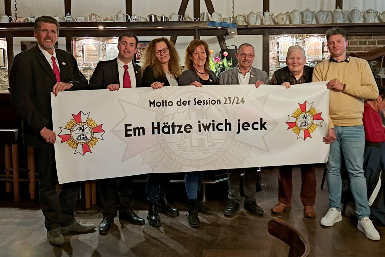 Mehr über den Artikel erfahren Fischessen und Motto 2023/24