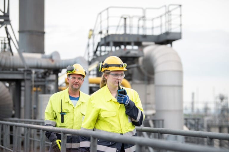 Mehr über den Artikel erfahren „Tür auf“ für das Ausbildungszentrum von LyondellBasell in Wesseling