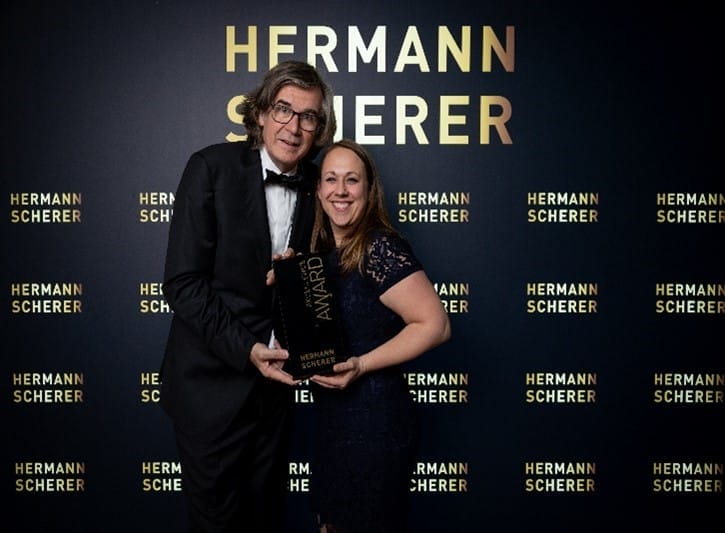 Mehr über den Artikel erfahren „Die inspirierende Reise einer Mutter: Diana Florenberg triumphiert beim 17. Internationalen Speaker Slam in Mastershausen“