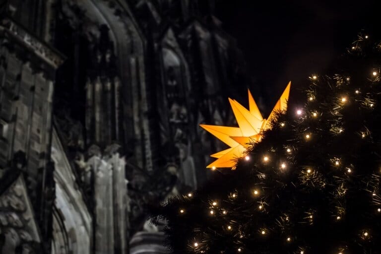 Mehr über den Artikel erfahren Die besten Weihnachtsmärkte in Köln 2024