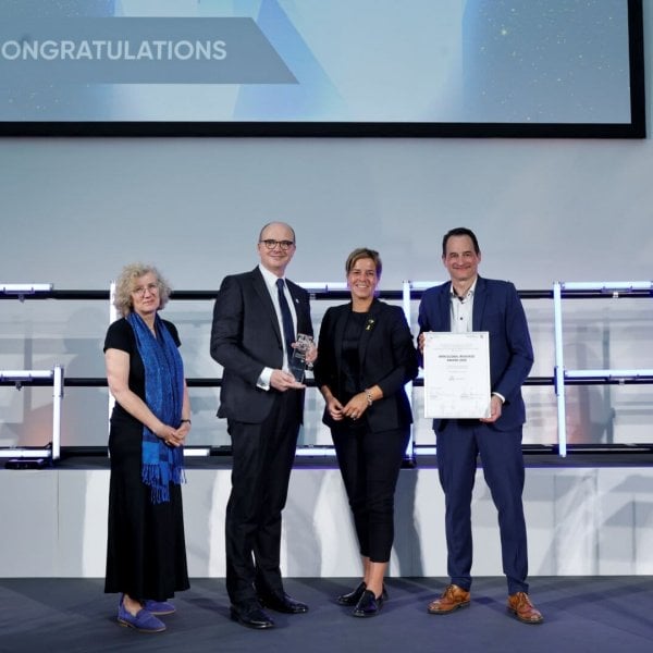 LyondellBasell erhält NRW Global Business Award für innovative chemische Recyclinganlage